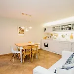 Old Town House بيت للعطل *