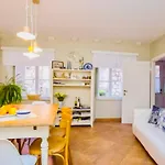 Old Town House بيت للعطل